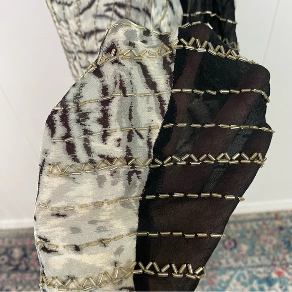 PARKER Animal Print Black Gray Beaded Long Sleeve SILK Sheer Top Women Sz Medium - Picture 10 of 16